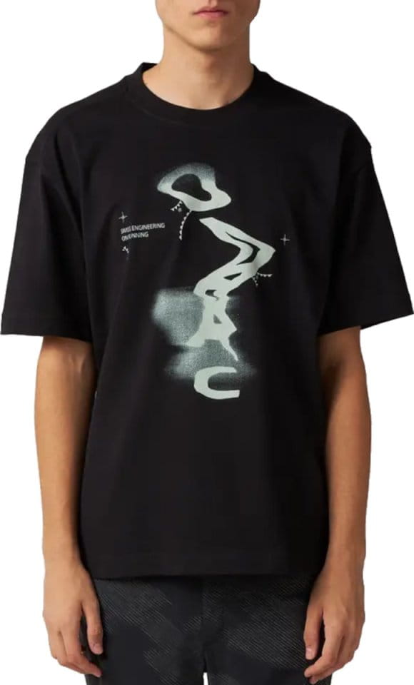 T-shirt On Running Graphic Club T
