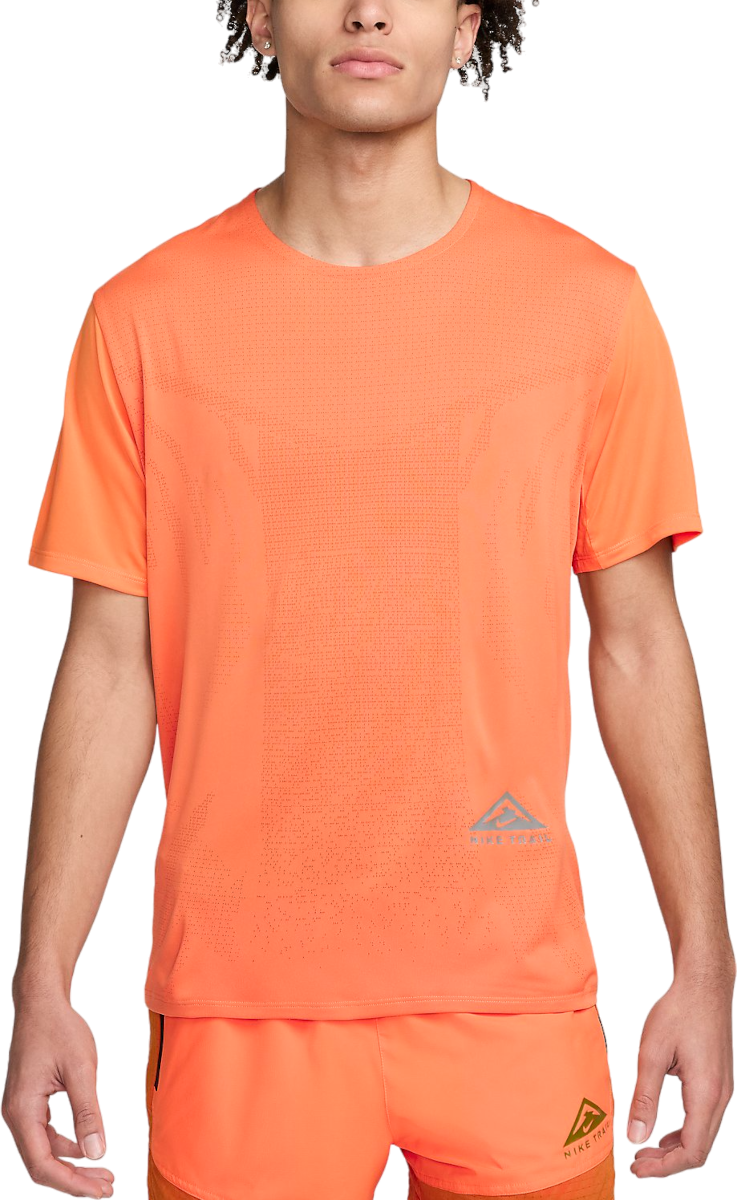 T-shirt Nike Trail Rise 365
